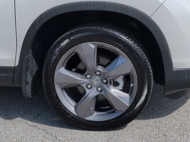 Certified Used 2019 2019 HONDA PASSPORT TOURING Honda Touring image 11