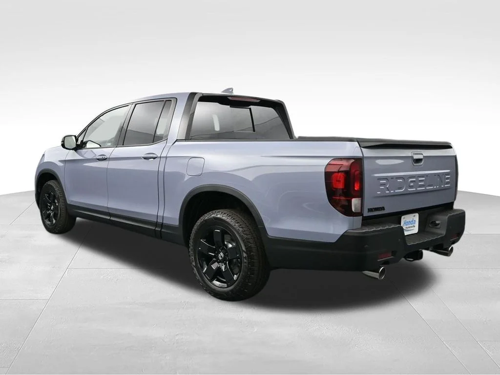 New 2026 Sonic Gray Pearl Honda Black Edition image 5