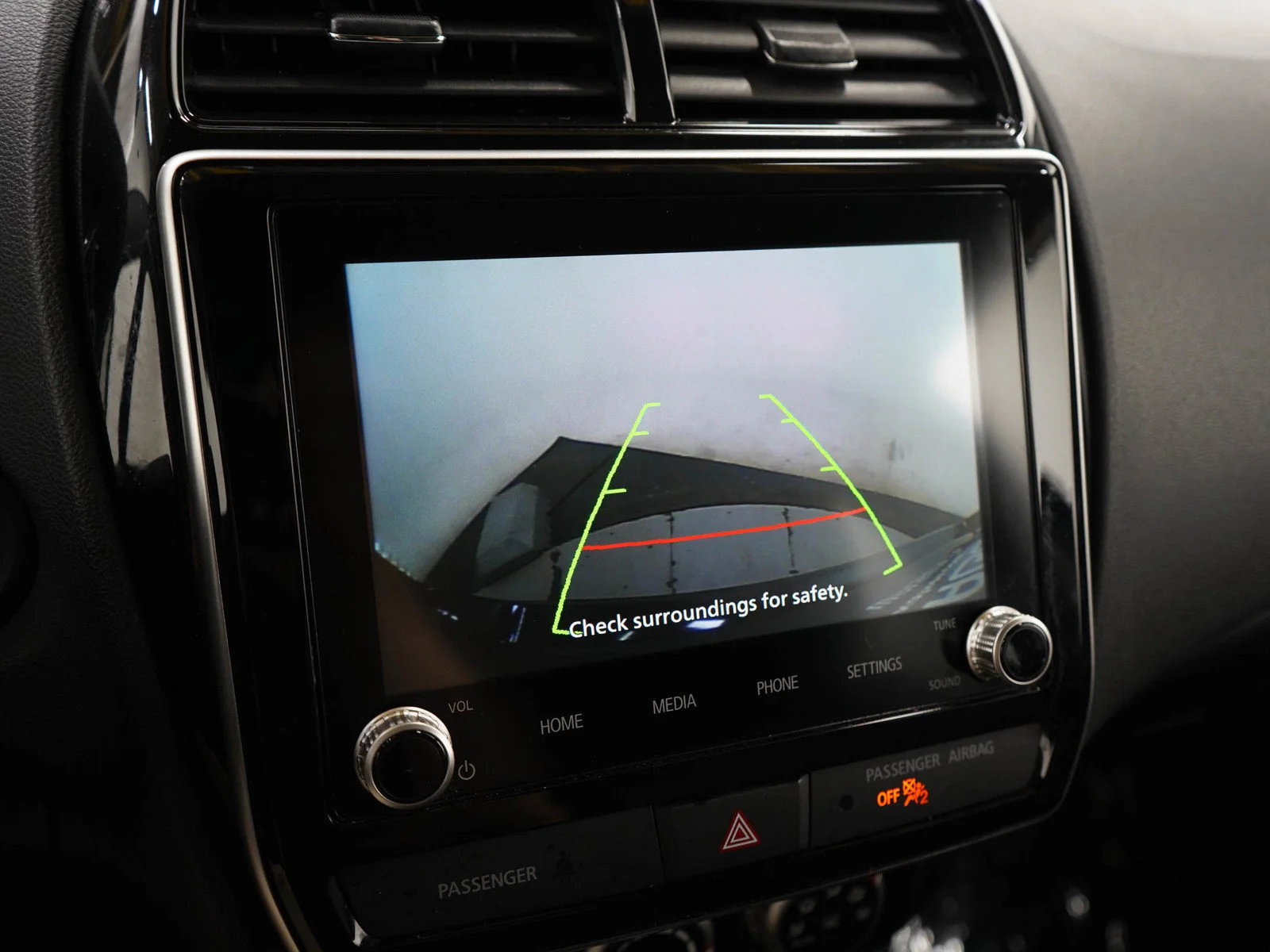 Used 2024 Black Mitsubishi SE image 21