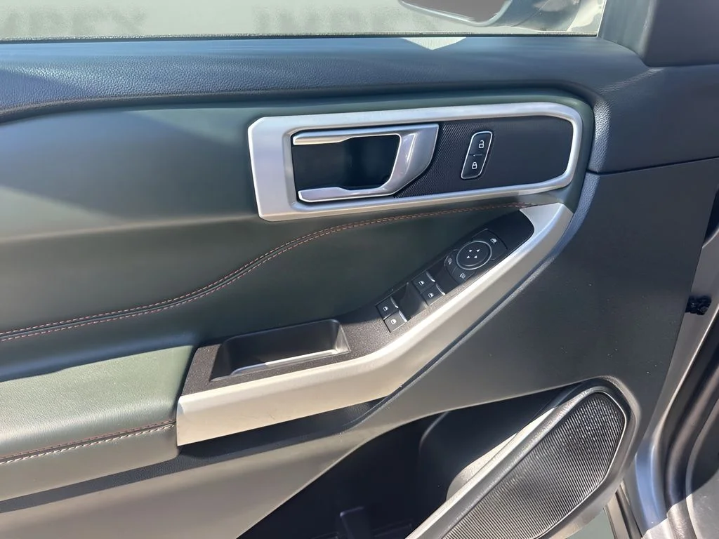 Used 2022 Gray Ford Timberline image 27