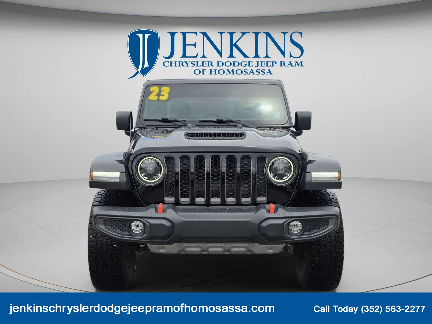 Used 2023 Black Clearcoat Jeep Mojave image 12