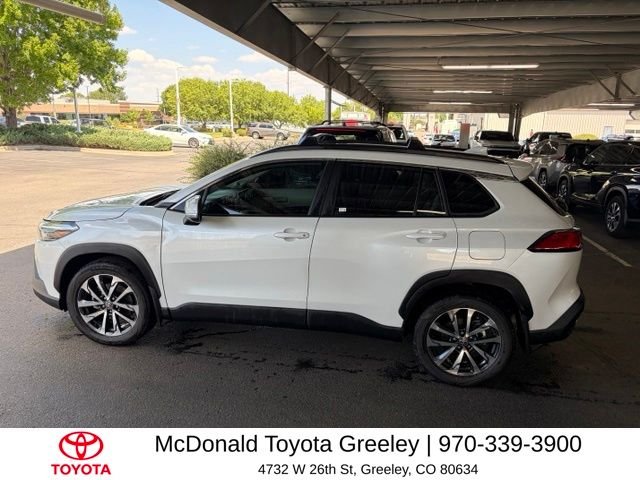 Used 2024 Beige Toyota XLE image 8