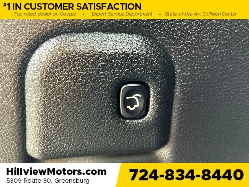 Certified Used 2020 Billet Silver Metallic Jeep Laredo E image 19