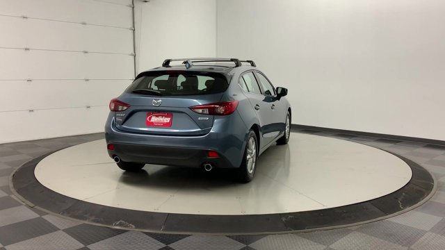 Used 2014 Blue Reflex Mica Mazda i Grand Touring image 7
