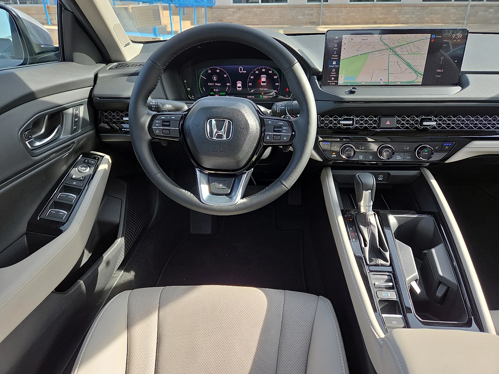 New 2026 Urban Gray Pearl Honda Touring Hybrid image 9