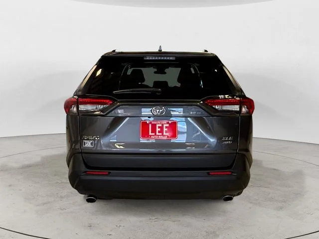 Used 2022 Gray Toyota XLE image 4