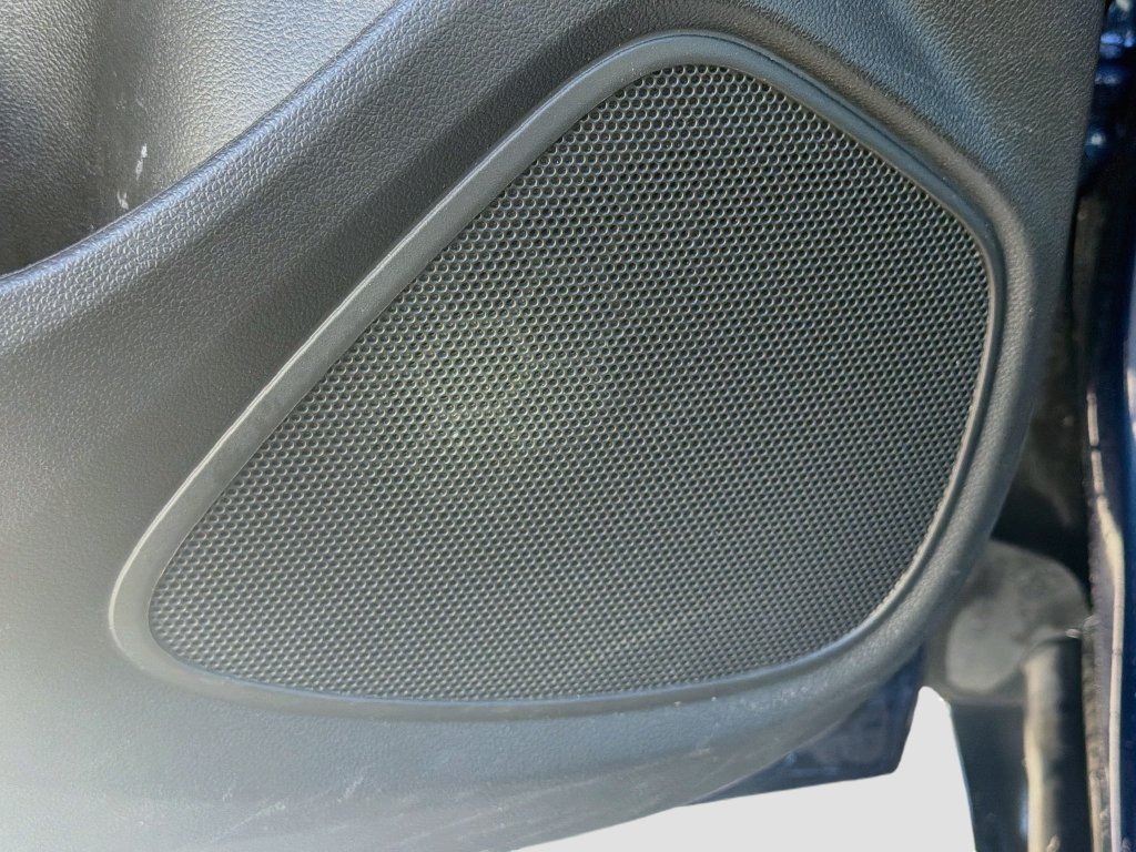 Used 2023 Blue Buick Select image 15