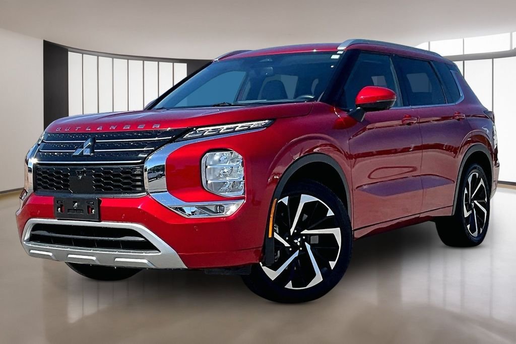 Used 2024 Red Mitsubishi SEL image 1