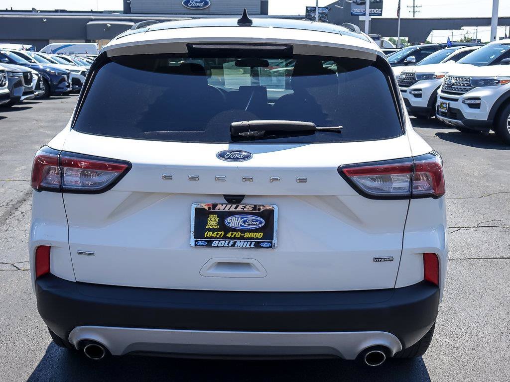Used 2022 White Metallic Ford SE Hybrid image 8