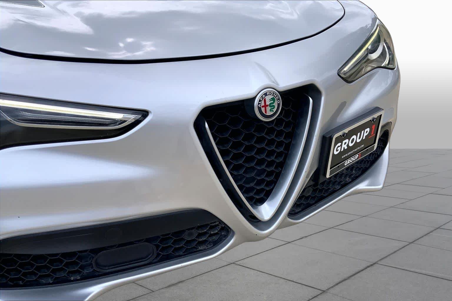 Used 2018 Silverstone Gray Metallic Alfa Romeo Ti Sport image 30