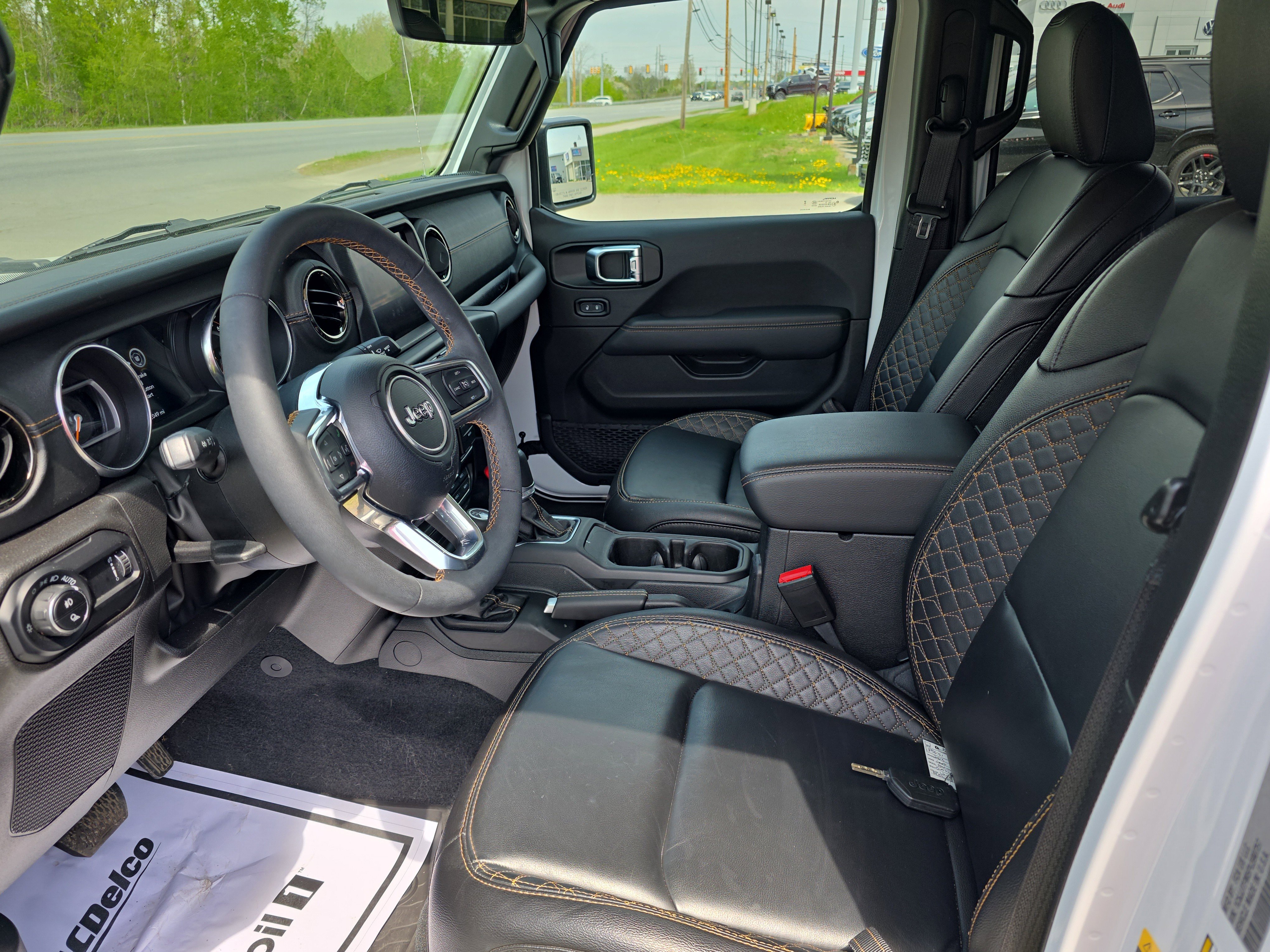 Used 2023 Bright White Clearcoat Jeep High Altitude image 10