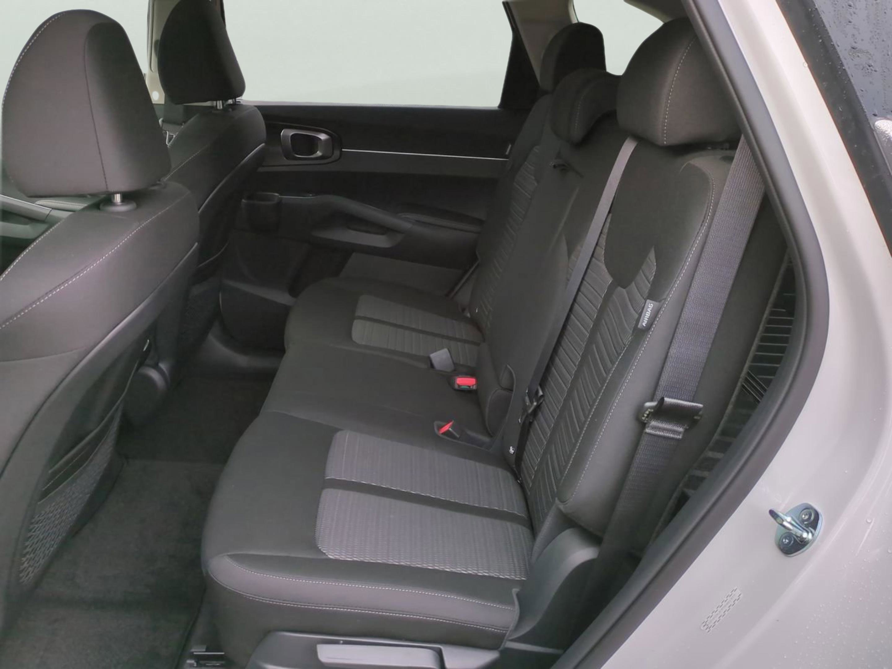 New 2026 Glacial White Pearl Kia LX image 10