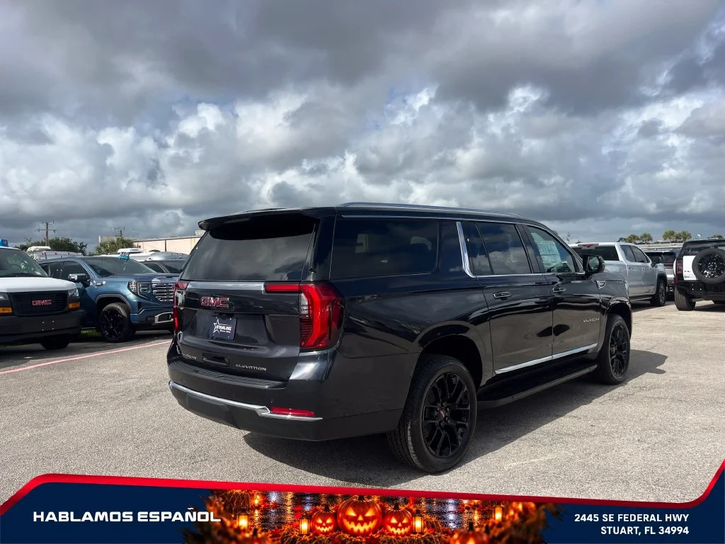 New 2026 Titanium Rush Metallic GMC Elevation image 7