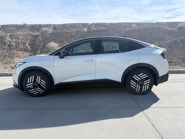 New 2026 Everest White Pearl TriCoat / Super Black Two-tone Nissan SV+ image 5
