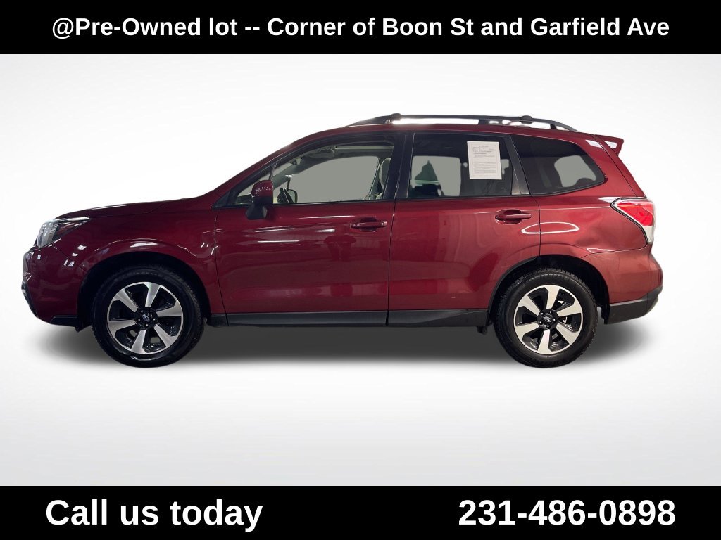 Used 2018 Red Subaru 2.5i Premium image 2