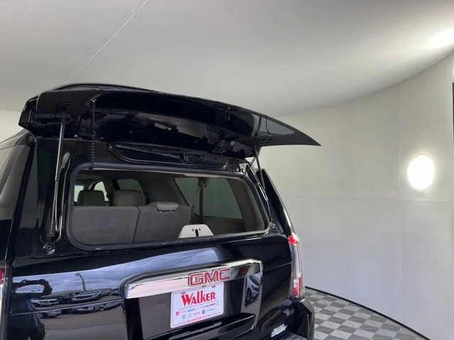 Used 2019 Onyx Black GMC Denali image 43
