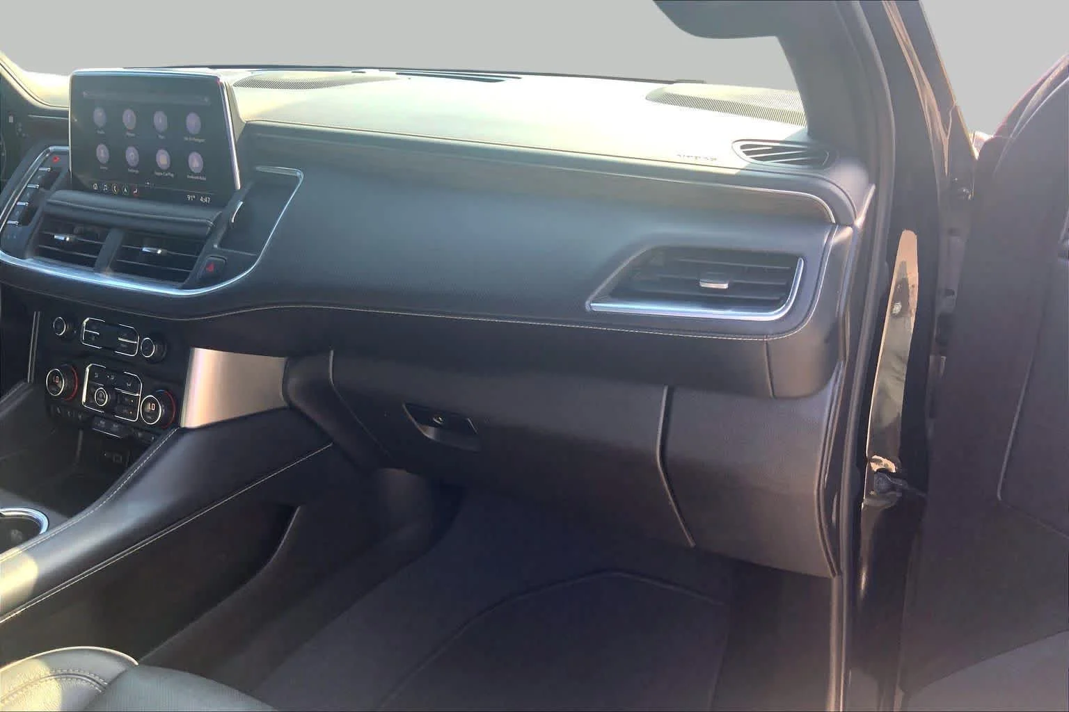 Used 2021 Black Chevrolet Premier image 19