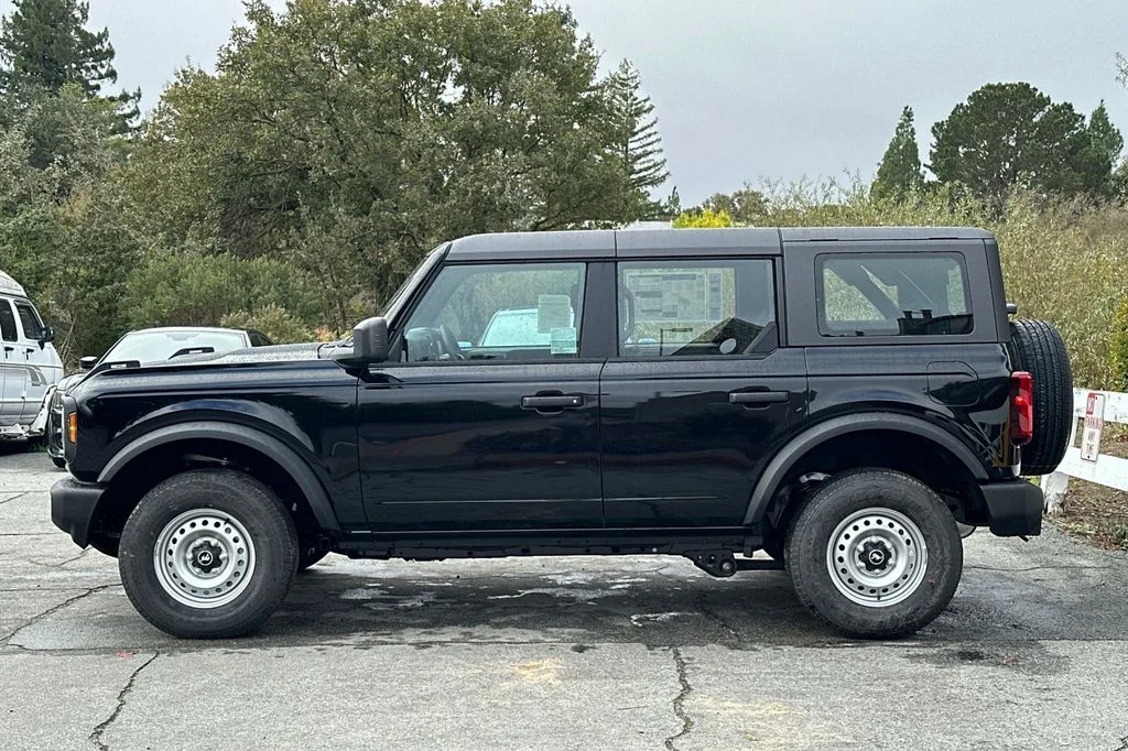 New 2025 Shadow Black Ford Base image 7