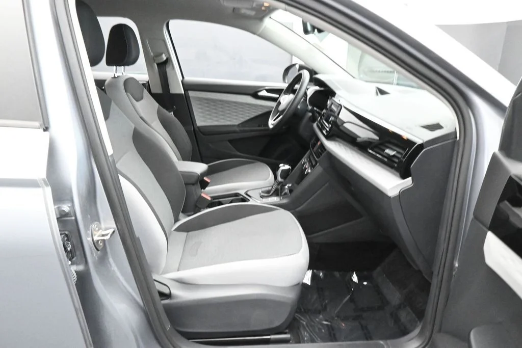 Used 2024 Silver Volkswagen 1.5T S image 34