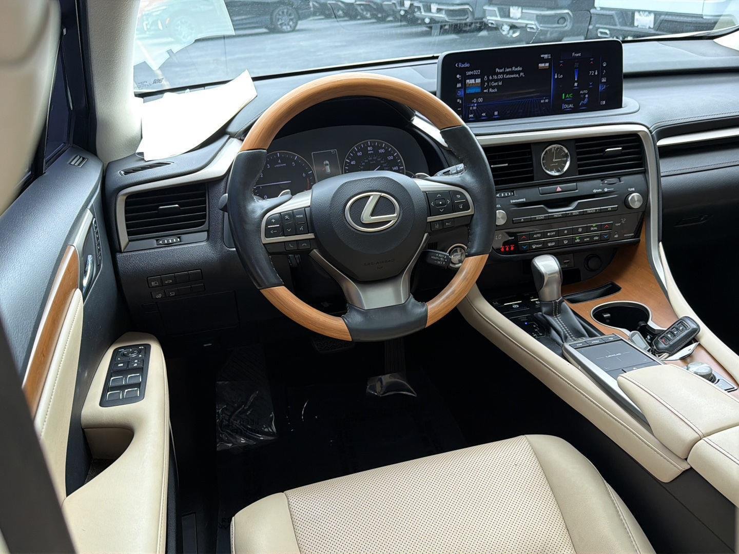 Used 2021 Eminent White Pearl Lexus RX 350 image 18