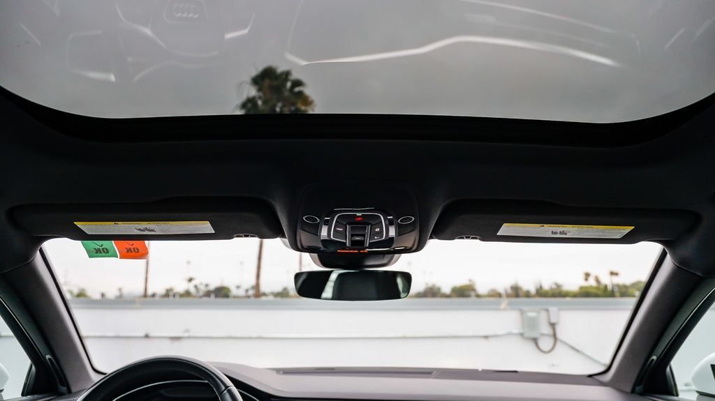 Used 2023 Ibis White Audi 45 Premium image 19