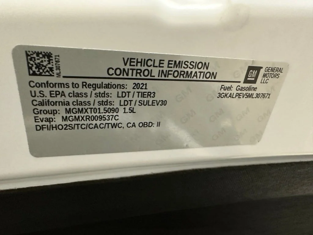 Used 2021 WHITE FROST TRICOAT GMC SLT image 40