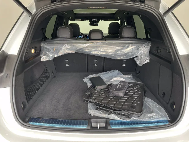 New 2026 Moonlight White Metallic Mercedes-Benz GLE 350 image 9
