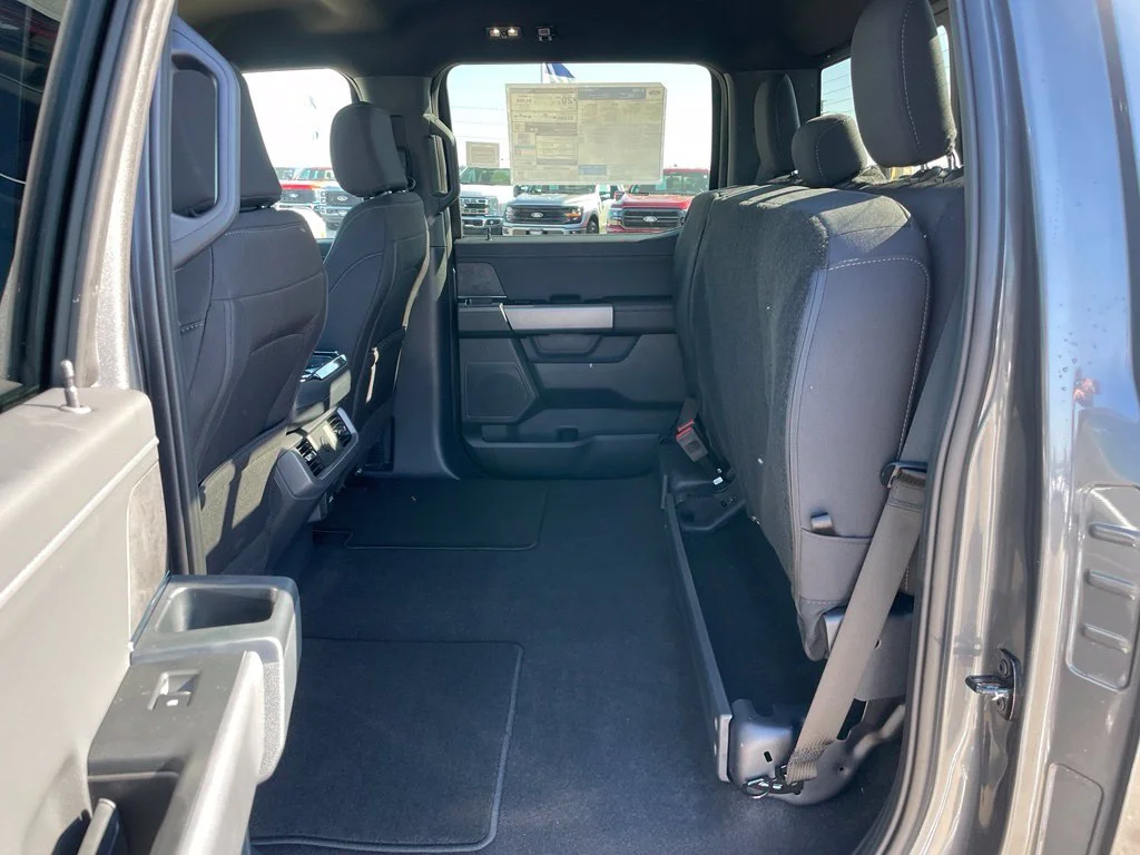 New 2026 Carbonized Gray Metallic Ford XLT image 53