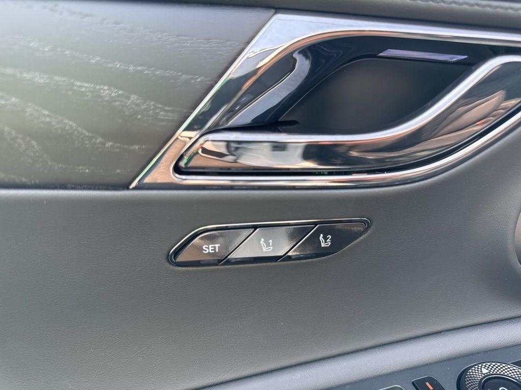 New 2026 White Genesis 2.5T PRESTIGE BLACK image 18