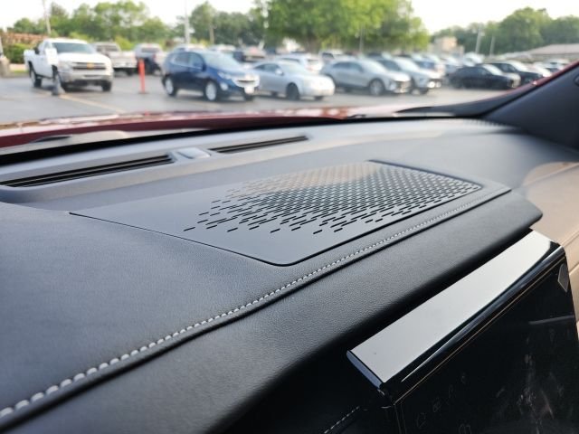 2025 GMC Acadia Elevation - Photo 37