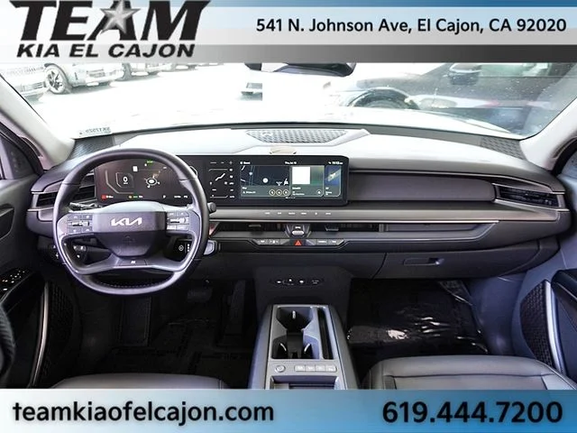 Used 2024 Black Kia Light Long Range image 19