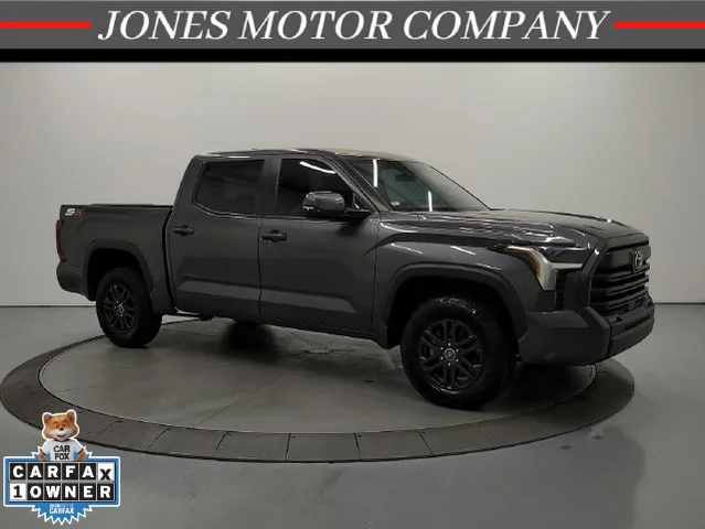 2024 Toyota Tundra 4WD SR5