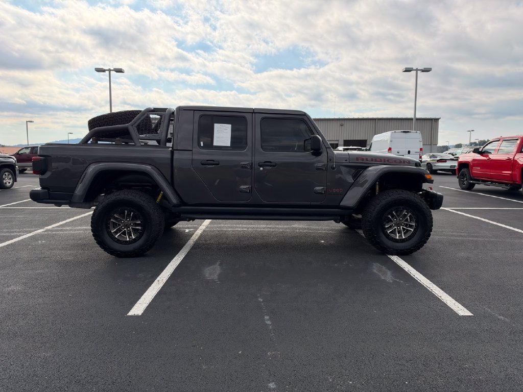 Used 2023 Gray Jeep Rubicon image 5