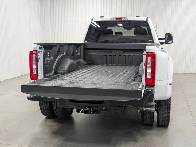 New 2026 Oxford White Ford F-450® XL image 52