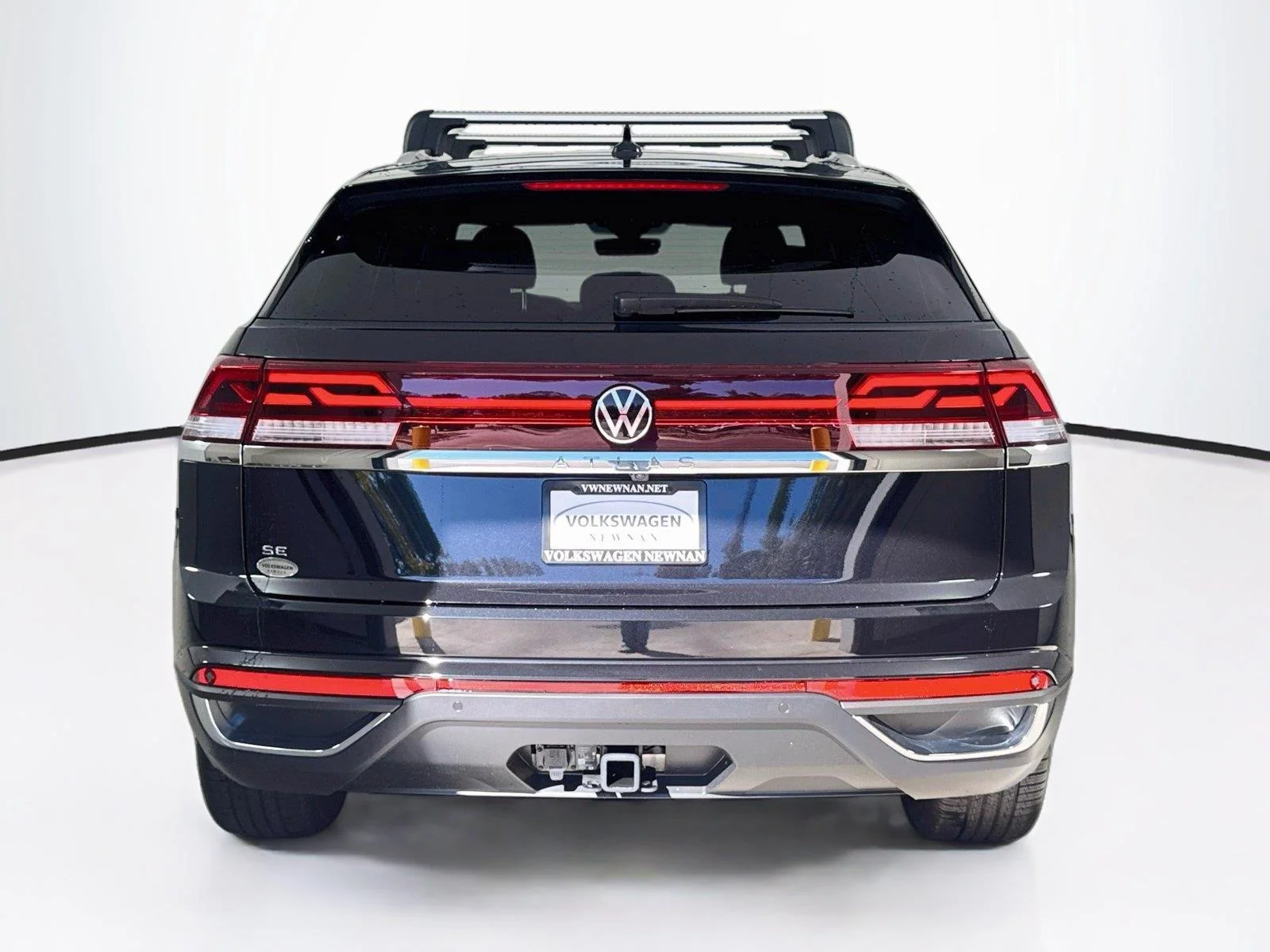 New 2026 Deep Black Pearl Volkswagen 2.0T SE w/Technology image 5