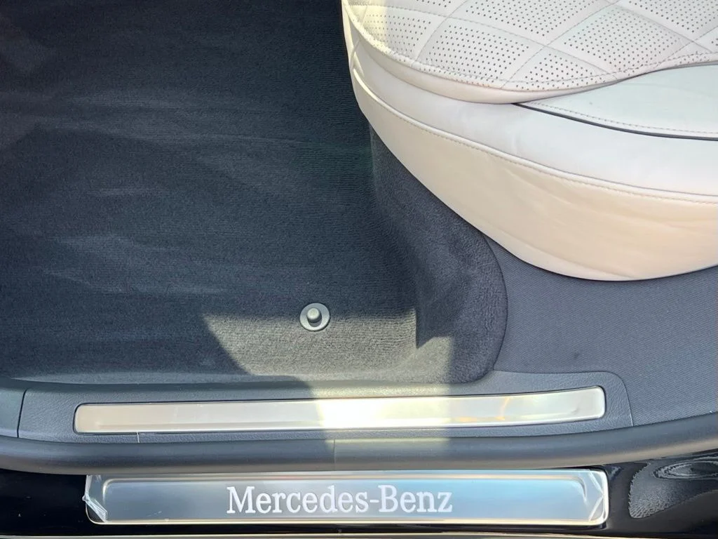 Certified Used 2024 Black Mercedes-Benz S 580e image 46