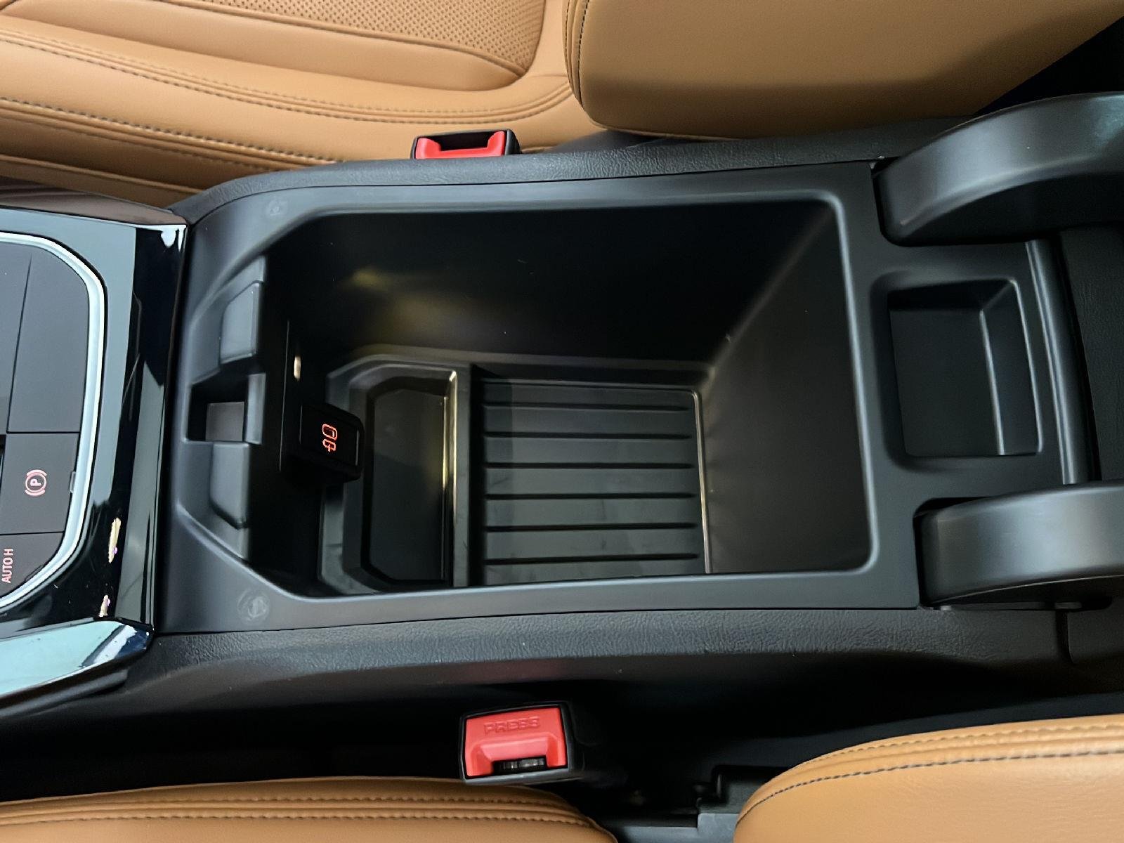 Used 2023 Alpine White BMW xDrive30i image 21