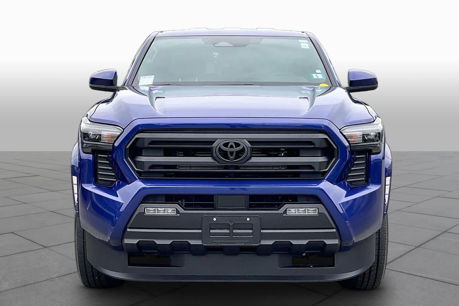 Used 2025 Blue Crush Metallic Toyota SR5 image 3