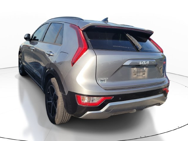 Used 2023 Gray Kia SX image 3