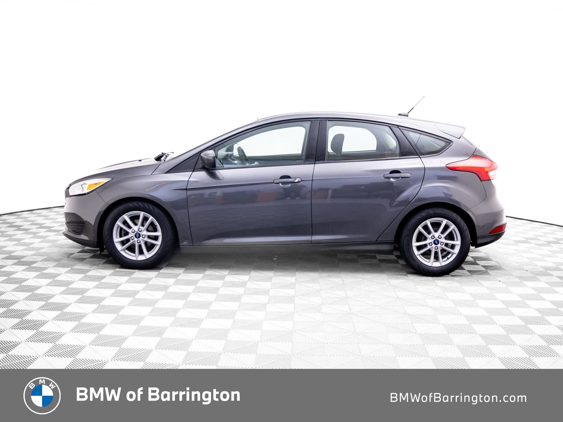 Used 2018 Ford Focus SE with VIN 1FADP3K22JL257230 for sale in Barrington, IL
