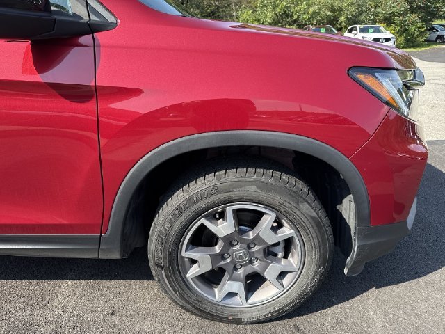Used 2022 Radiant Red Metallic II Honda TrailSport image 28