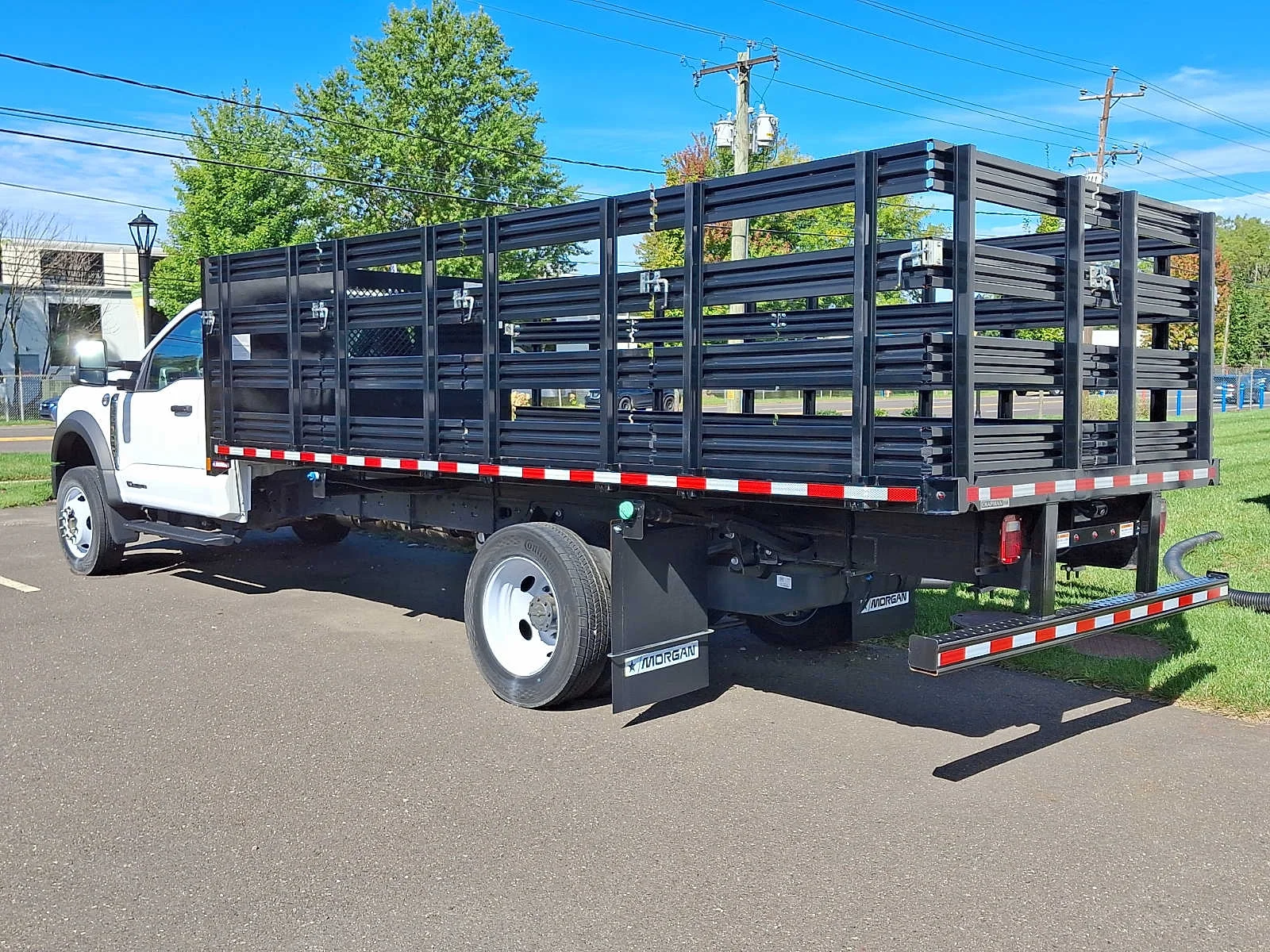 Used 2024 Oxford White Ford XL image 5