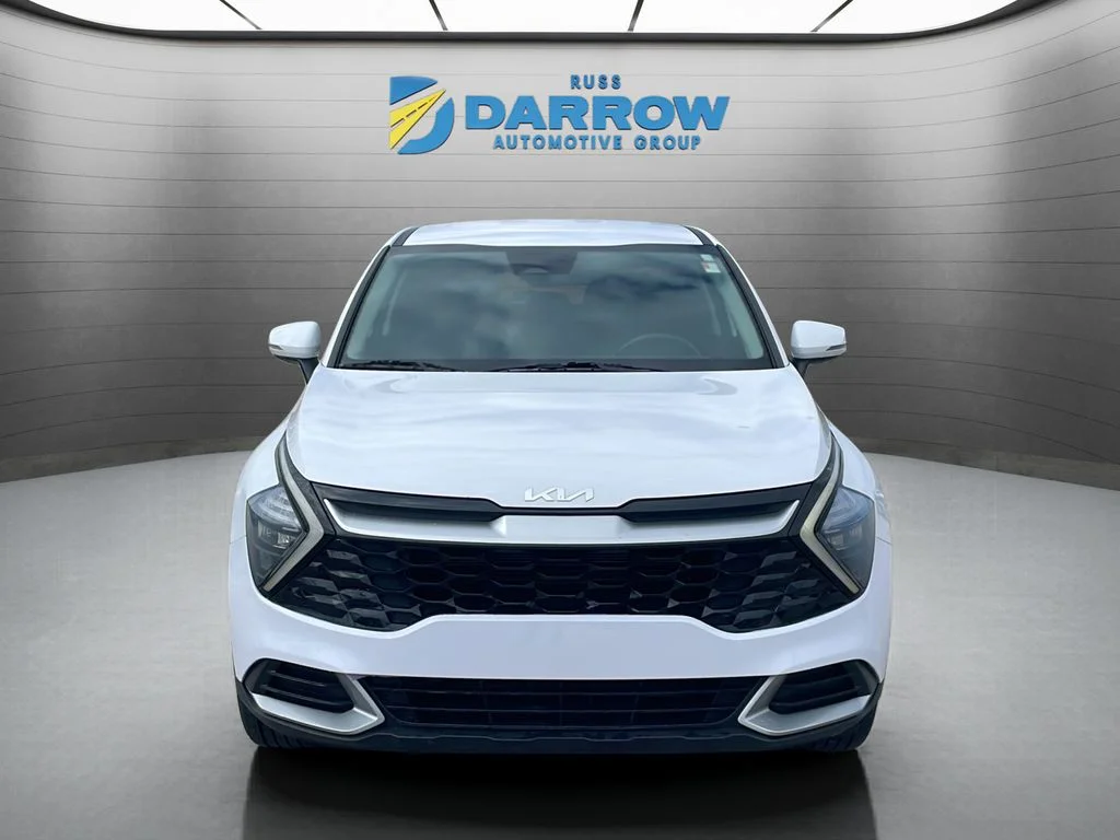 Used 2023 White Kia EX image 8