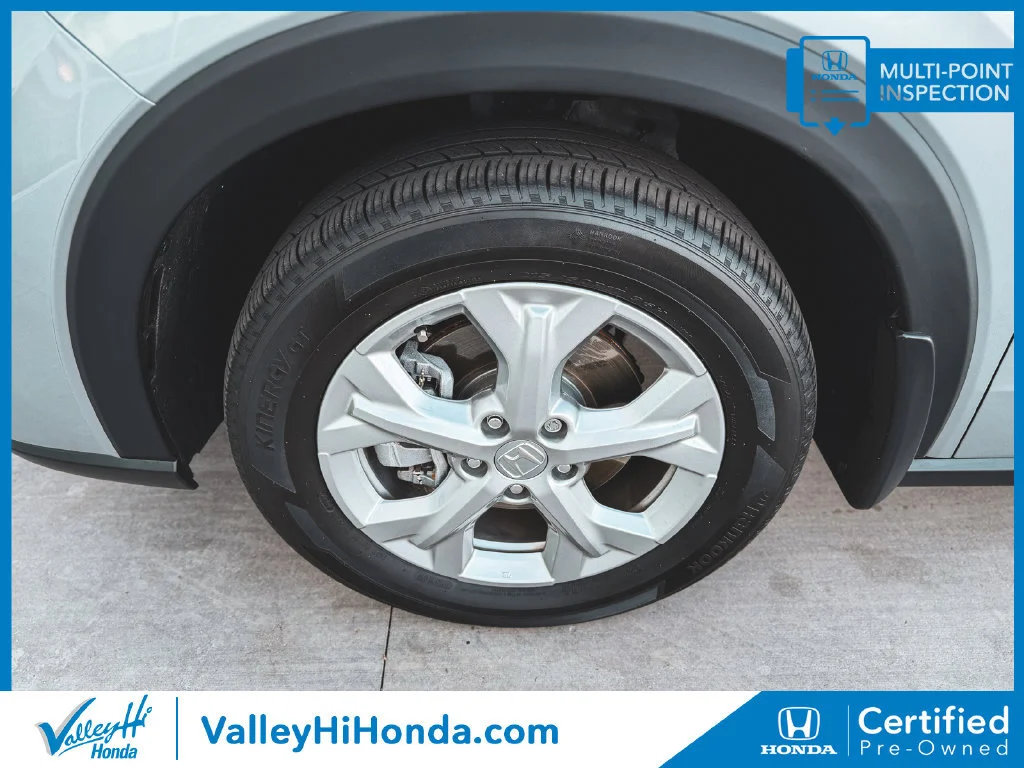 Certified Used 2025 Lunar Silver Metallic Honda AWD LX image 44