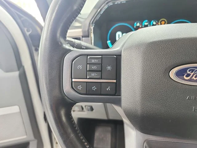 Used 2023 White Ford Lariat image 24