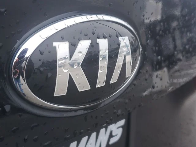 2018 Kia FORTE LX - Photo 8