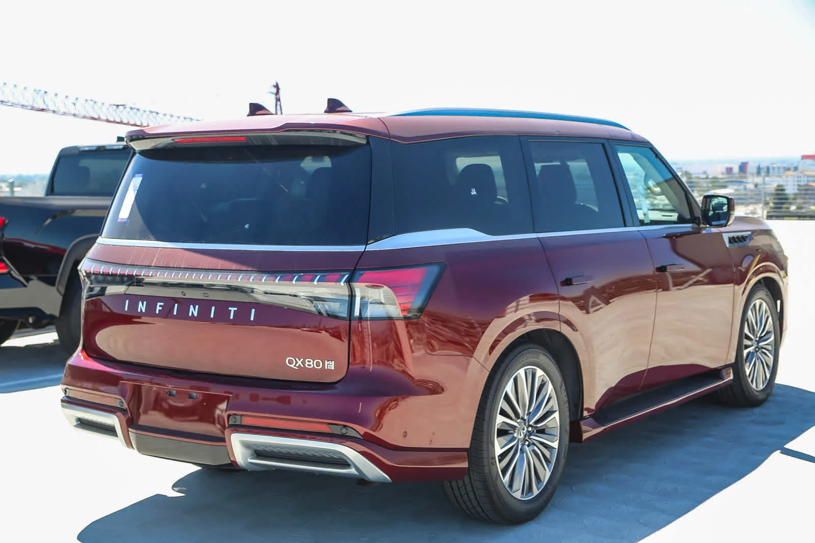 New 2025 COULIS RED INFINITI Luxe 4WD image 6