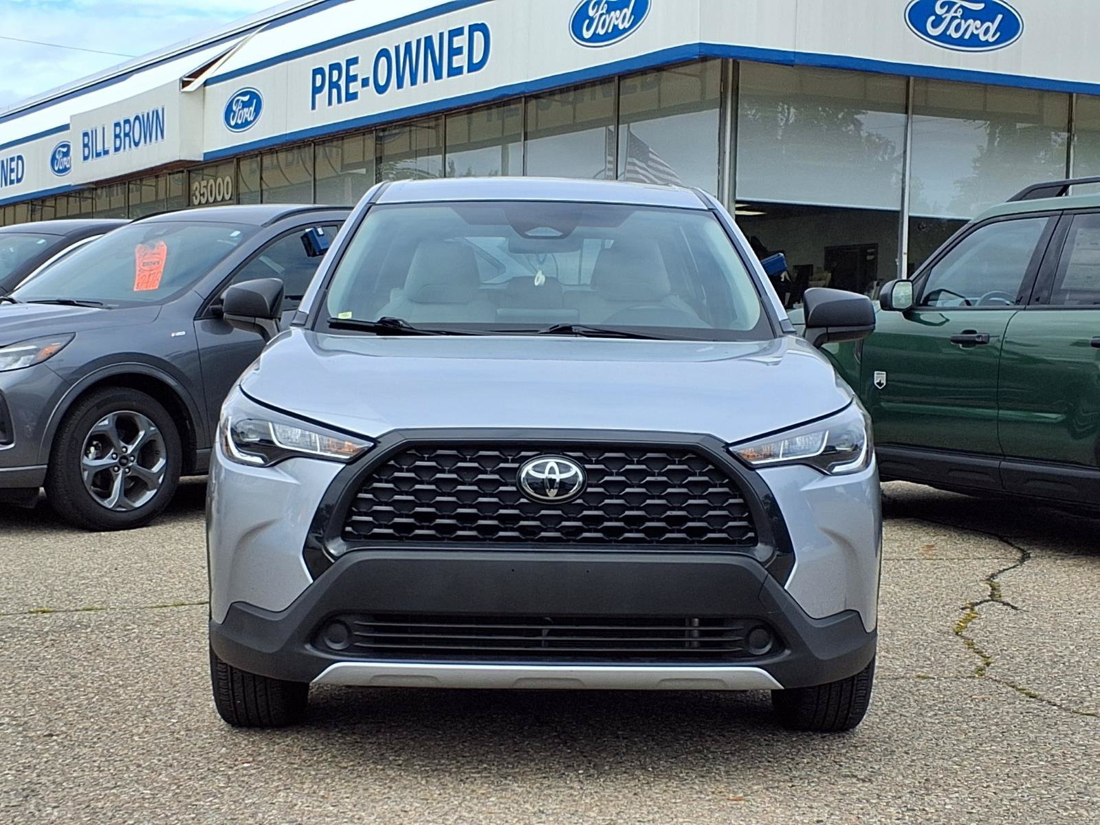 Used 2024 Sonic Silver Toyota L image 19