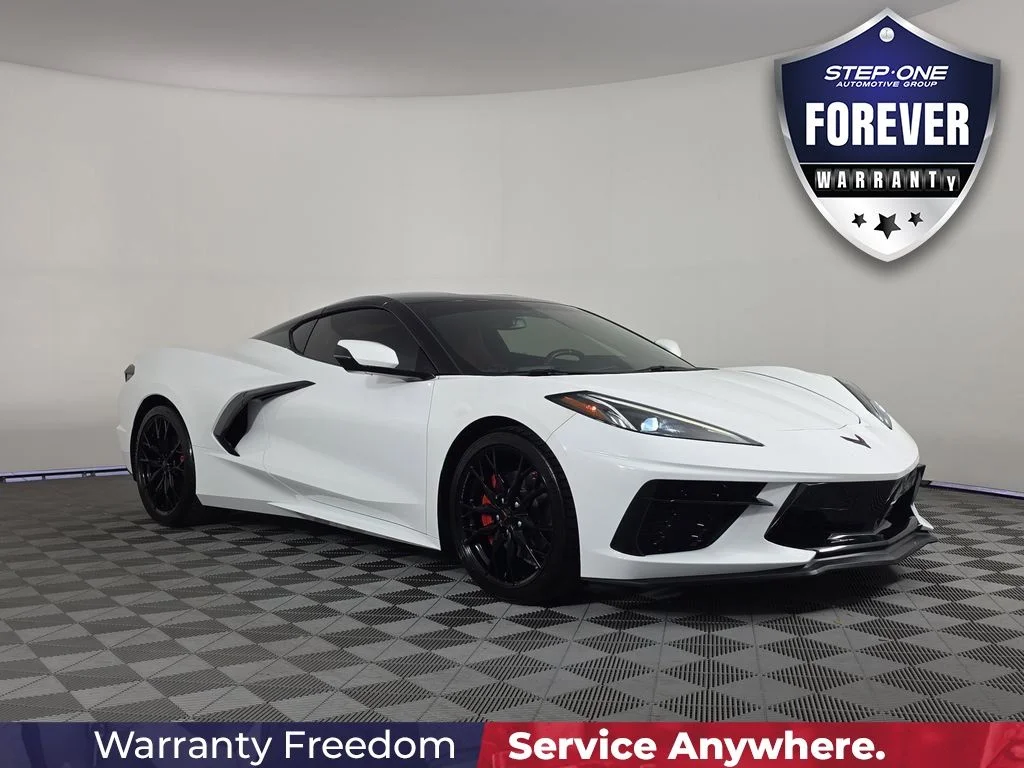 Used 2023 White Chevrolet Stingray image 10