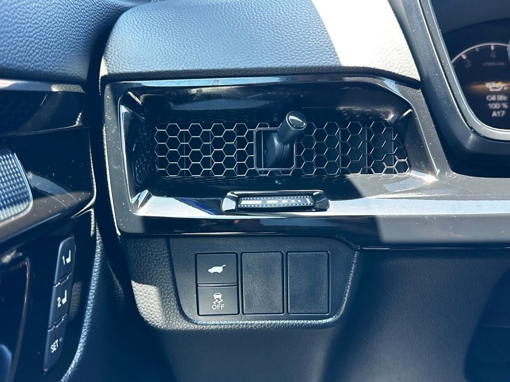 Used 2024  Honda EX-L image 26